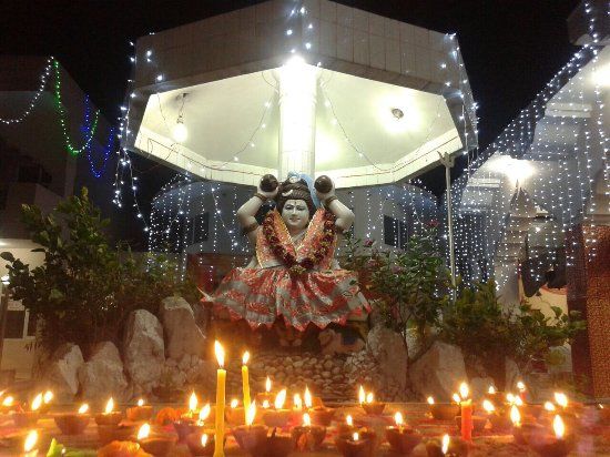 Shri Geeta Bhawan Sabha Mandir